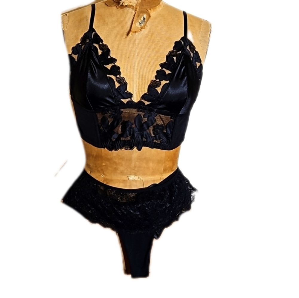 NWT Victoria's Secret black satin bralette with satin bow lace panties. …